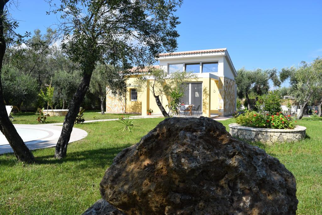 Three Stars Luxury Villas Moraḯtika Esterno foto