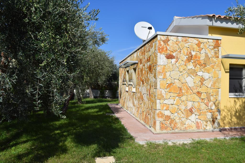 Three Stars Luxury Villas Moraḯtika Esterno foto