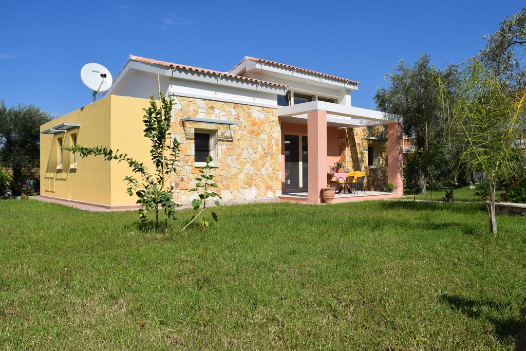 Three Stars Luxury Villas Moraḯtika Esterno foto