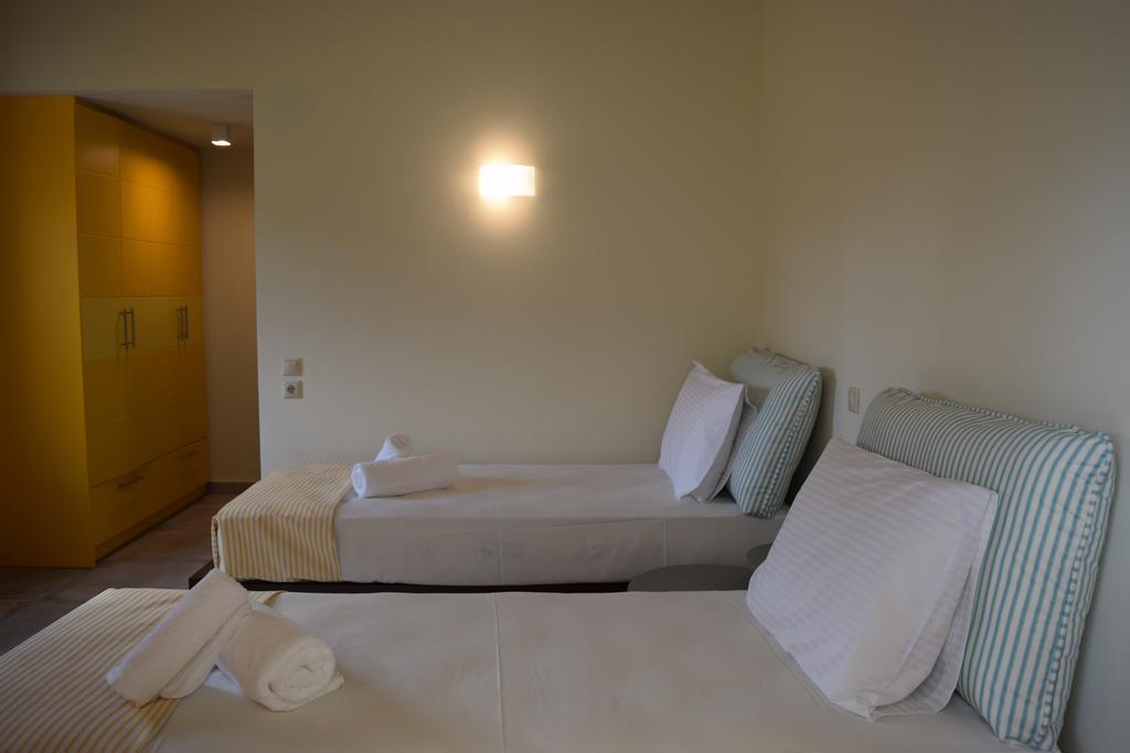 Three Stars Luxury Villas Moraḯtika Esterno foto