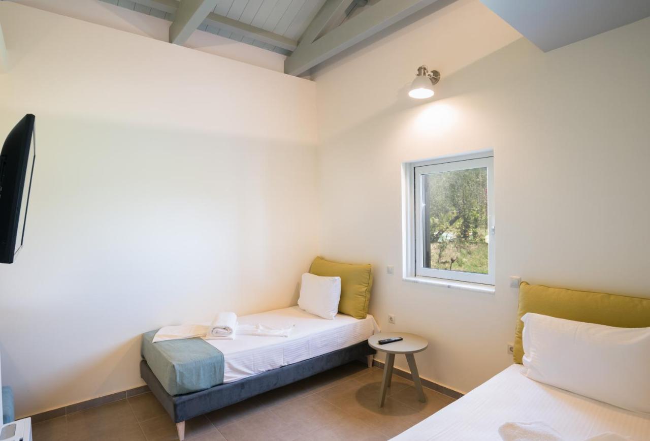Three Stars Luxury Villas Moraḯtika Esterno foto