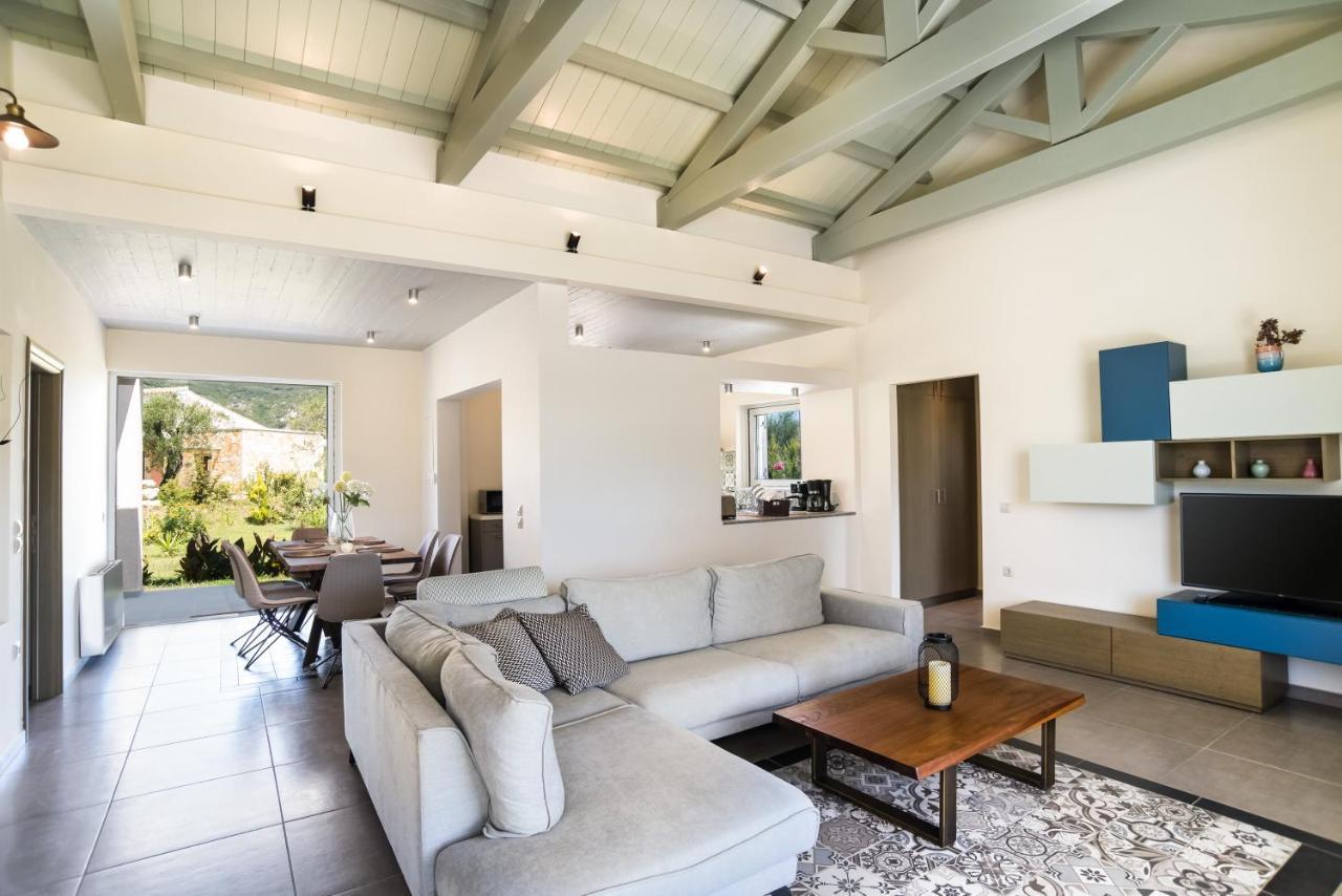 Three Stars Luxury Villas Moraḯtika Esterno foto